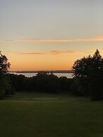 Peters Sunset Beach Resort