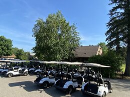 Peters Sunset Beach Resort