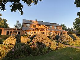 Peters Sunset Beach Resort