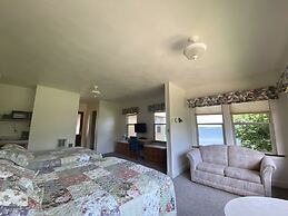 Peters Sunset Beach Resort