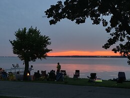 Peters Sunset Beach Resort