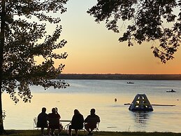 Peters Sunset Beach Resort