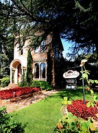 Camellia Inn