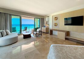 Royal Select at Grand Park Royal Cancun-All Inclusive-Adults Only