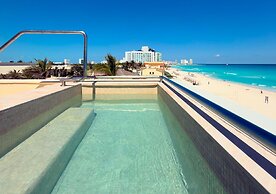 Royal Select at Grand Park Royal Cancun-All Inclusive-Adults Only
