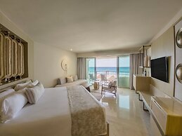 Royal Select at Grand Park Royal Cancun-All Inclusive-Adults Only