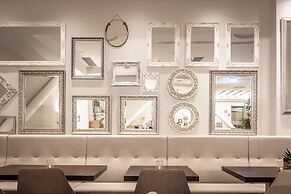 Hilton Garden Inn Bucharest Old Town