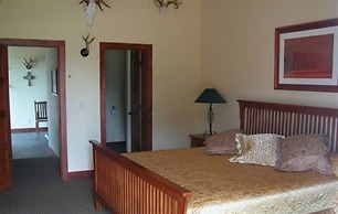 Comstock Premier Lodge