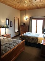Comstock Premier Lodge