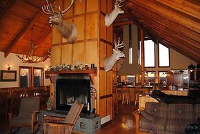 Comstock Premier Lodge