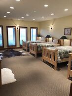 Comstock Premier Lodge