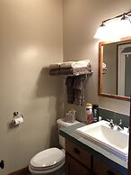 Comstock Premier Lodge