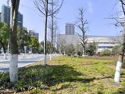 GreenTree Eastern Bijie Qixingguan Zhaoshanghuayuan Hotel