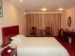 GreenTree Inn Nantong Tongzhou District Pingchao Bus Station Express H