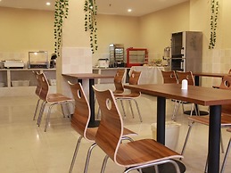 GreenTree Inn Zhenjiang Danyang Wanshan Park Express Hotel