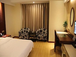 GreenTree Inn Nantong Tongzhou Shiji Avenue Jianghaihuangdu Express Ho