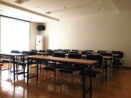 GreenTree Inn Lianyungang Donghai New Bus Station Express Hotel