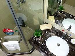 GreenTree Inn Lianyungang Donghai New Bus Station Express Hotel