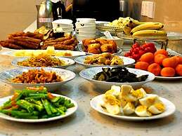 GreenTree Inn Lianyungang Donghai New Bus Station Express Hotel