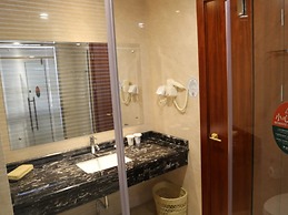 Greentree Inn Bus Station Business Hotel