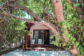 Reethi Faru Resort