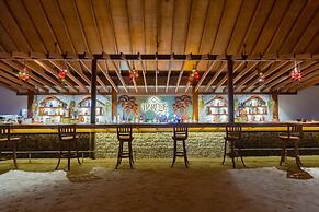 Reethi Faru Resort