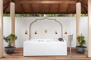 Reethi Faru Resort