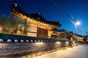 Soi Hanok Stay