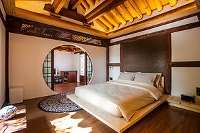 Soi Hanok Stay