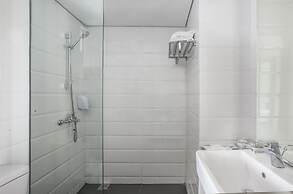 Up-Peak Hotel Simpang Lima Semarang Powered by Archipelago