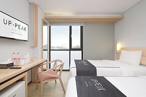 Up-Peak Hotel Simpang Lima Semarang Powered by Archipelago