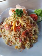 Up-Peak Hotel Simpang Lima Semarang Powered by Archipelago