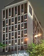 Up-Peak Hotel Simpang Lima Semarang Powered by Archipelago