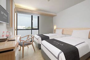 Up-Peak Hotel Simpang Lima Semarang Powered by Archipelago