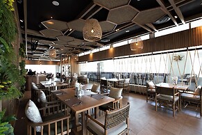 Journeyhub Phuket Patong