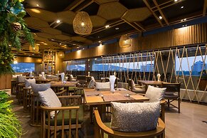 Journeyhub Phuket Patong