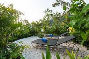 Journeyhub Phuket Patong