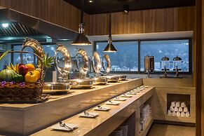 Journeyhub Phuket Patong