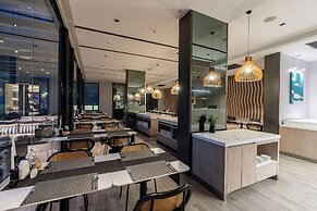 Arden Hotel and Residence