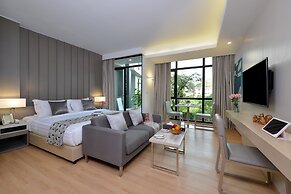 Arden Hotel and Residence