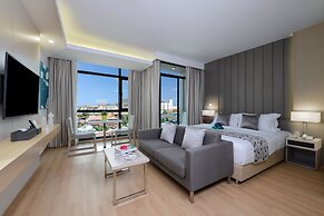 Arden Hotel and Residence