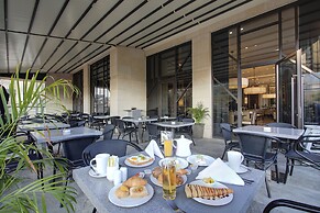 The House Boutique Suites