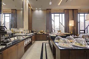 The House Boutique Suites