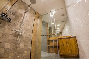 Maximum Luxury Apartment