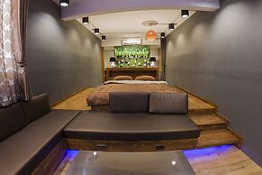 Maximum Luxury Apartment