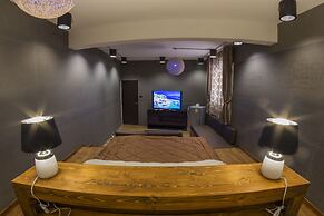 Maximum Luxury Apartment