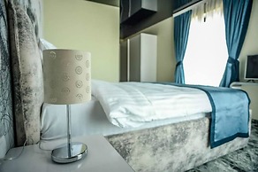 Hollywoodland Wellness & Spa Hotel