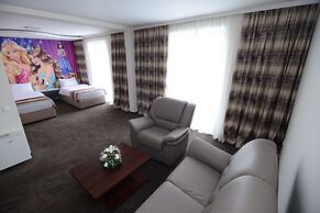 Hollywoodland Wellness & Spa Hotel