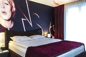 Hollywoodland Wellness & Spa Hotel