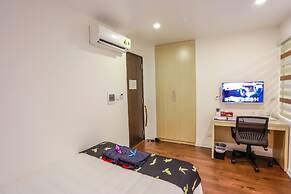 Momizi Business Hotel